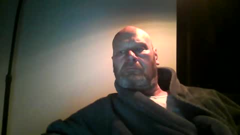 Snapshot of bigmike3339 chatting on January 2025 05:55:01 AM bigmike3339 online show from January 2025 05:55:01 AM
