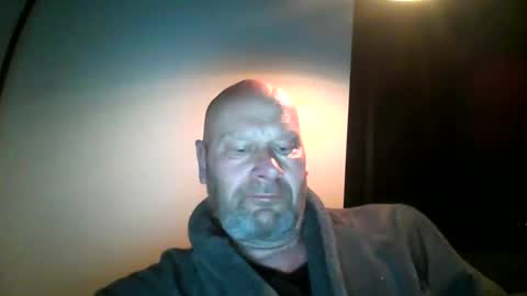 Snapshot of bigmike3339 chatting on February 2025 05:36:01 AM bigmike3339 online show from February 2025 05:36:01 AM
