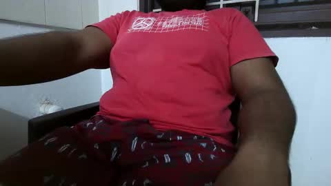 bignaturaldesi online show from January 2026 01:15:01 PM