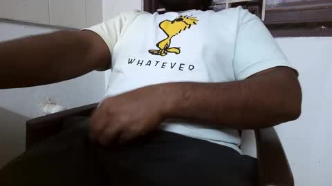 bignaturaldesi online show from January 2026 01:04:01 PM