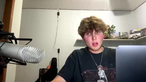 Snapshot of bigskinnyboyshh chatting on October 2025 02:59:01 AM bigskinnyboyshh online show from October 2025 02:59:01 AM