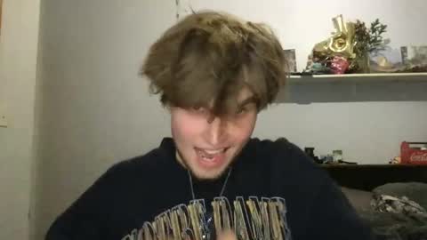 Snapshot of bigskinnyboyshh chatting on October 2025 12:08:02 AM bigskinnyboyshh online show from October 2025 12:08:02 AM