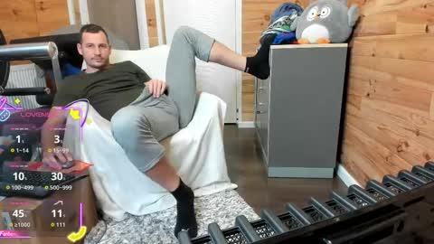 bigsshark online show from November 2025 09:06:02 PM