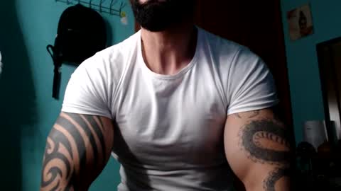 Snapshot of bigstallone chatting on January 2025 11:55:01 PM BigStallion online show from January 2025 11:55:01 PM