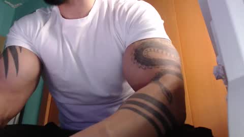 Snapshot of bigstallone chatting on October 2025 11:51:02 PM BigStallion online show from October 2025 11:51:02 PM