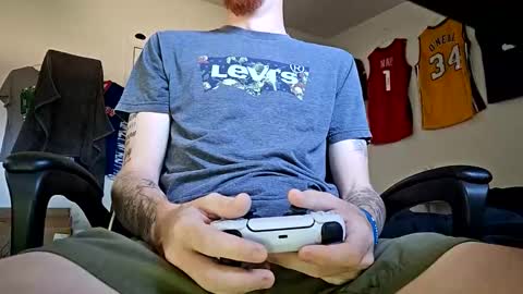 Snapshot of bigwhited2115 chatting on May 2026 04:56:02 PM Onlyfans redheadedwhitedick online show from May 2026 04:56:02 PM