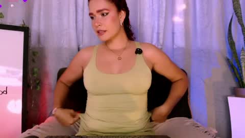 Sofia online show from April 2026 02:39:01 PM
