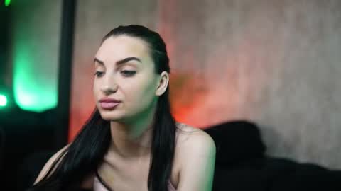  Biki  online show from November 2025 09:25:02 PM