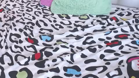 Snapshot of biky_hot chatting on January 2025 01:55:01 AM Biky Hot online show from January 2025 01:55:01 AM