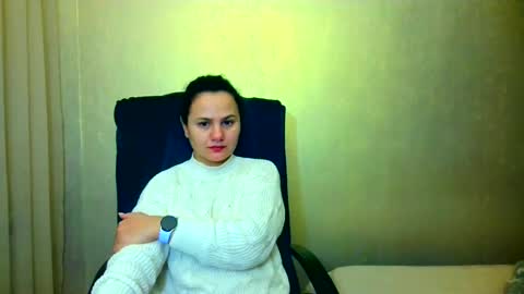 DOM NIKA online show from February 2025 10:34:02 PM