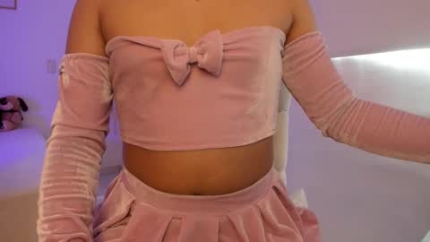 Snapshot of billieparker_ chatting on February 2025 04:58:02 PM billie online show from February 2025 04:58:02 PM