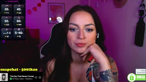 Billie online show from December 2024 07:36:01 PM