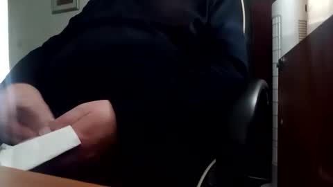 billlllllyb online show from October 2025 02:17:02 PM