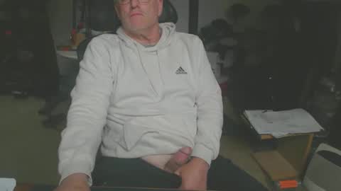billp750876 online show from May 2026 04:23:02 PM