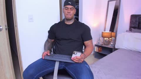 dariux john online show from December 2024 01:10:01 AM
