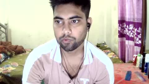Snapshot of birbikrom104 chatting on June 2026 05:12:01 AM birbikrom104 online show from June 2026 05:12:01 AM