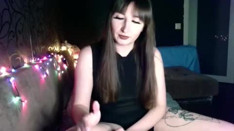 birdie_kiss online show from February 2026 07:28:01 PM