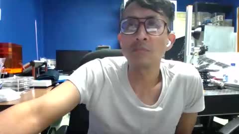 Snapshot of bisexmangenx chatting on May 2026 01:14:01 AM Manu O online show from May 2026 01:14:01 AM