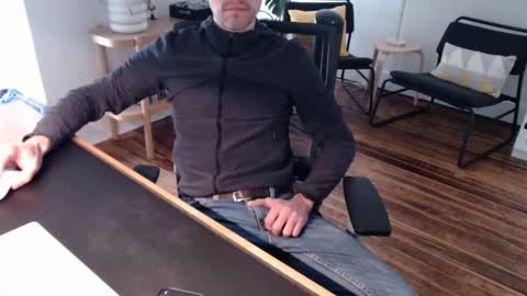 bisexy_man online show from February 2026 03:28:01 PM