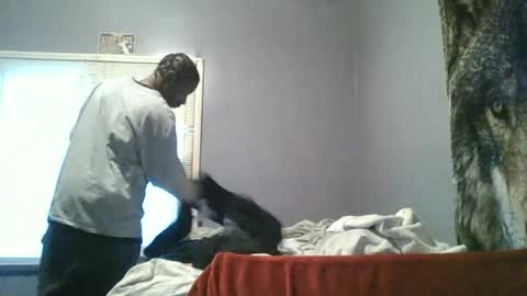 Snapshot of bishop33 chatting on December 2024 01:45:02 PM youbetterwork online show from December 2024 01:45:02 PM