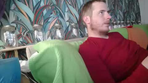 Snapshot of bizoukey15 chatting on October 2025 12:28:02 AM bizoukey15 online show from October 2025 12:28:02 AM