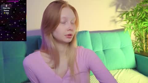 Julia online show from November 2025 03:06:01 AM