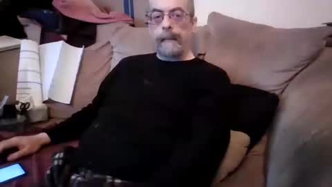 Snapshot of bkkm75 chatting on October 2025 01:22:02 PM bkkm75 online show from October 2025 01:22:02 PM