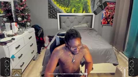 Snapshot of blaccanalmatters chatting on December 2024 12:12:01 AM Plant Base Streamers From Pennsylvania online show from December 2024 12:12:01 AM