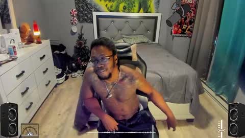 Snapshot of blaccanalmatters chatting on December 2024 11:17:01 PM Plant Base Streamers From Pennsylvania online show from December 2024 11:17:01 PM