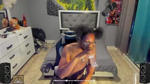 Snapshot of blaccanalmatters chatting on March 2025 12:27:02 AM Plant Base Streamers From Pennsylvania online show from March 2025 12:27:02 AM