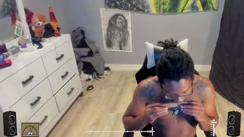 Snapshot of blaccanalmatters chatting on September 2025 11:19:01 PM Plant Base Streamers From Pennsylvania online show from September 2025 11:19:01 PM