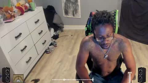 Snapshot of blaccanalmatters chatting on October 2025 10:38:01 PM Plant Base Streamers From Pennsylvania online show from October 2025 10:38:01 PM