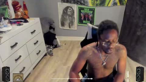 Snapshot of blaccanalmatters chatting on October 2025 09:56:01 PM Plant Base Streamers From Pennsylvania online show from October 2025 09:56:01 PM