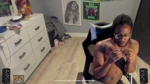 Snapshot of blaccanalmatters chatting on October 2025 10:54:02 PM Plant Base Streamers From Pennsylvania online show from October 2025 10:54:02 PM