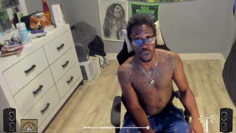 Snapshot of blaccanalmatters chatting on October 2025 12:11:01 AM Plant Base Streamers From Pennsylvania online show from October 2025 12:11:01 AM