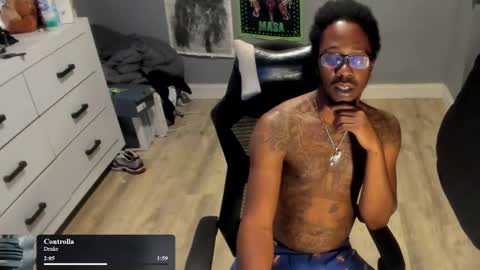 Snapshot of blaccanalmatters chatting on October 2025 11:49:01 PM Plant Base Streamers From Pennsylvania online show from October 2025 11:49:01 PM