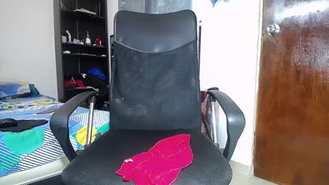 Snapshot of black_diamond_t chatting on January 2025 10:40:01 AM Black Diamond online show from January 2025 10:40:01 AM