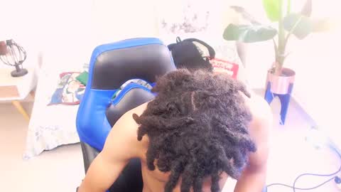 Black online show from December 2024 12:33:02 PM