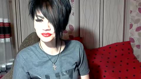 Snapshot of black_hot_01 chatting on December 2024 10:29:01 PM black_hot_01 online show from December 2024 10:29:01 PM