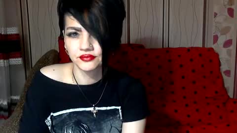 Snapshot of black_hot_01 chatting on December 2024 01:56:01 AM black_hot_01 online show from December 2024 01:56:01 AM