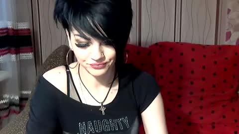 Snapshot of black_hot_01 chatting on January 2025 10:06:02 AM black_hot_01 online show from January 2025 10:06:02 AM