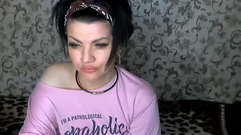 Snapshot of black_hot_01 chatting on September 2025 10:37:01 PM black_hot_01 online show from September 2025 10:37:01 PM