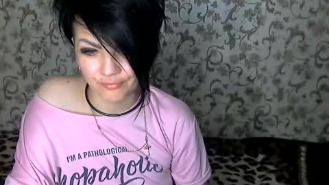 Snapshot of black_hot_01 chatting on September 2025 09:42:01 PM black_hot_01 online show from September 2025 09:42:01 PM