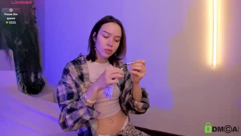 Jenny online show from October 2025 09:28:01 AM