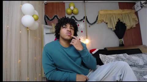 black_king_241 online show from December 2025 01:14:01 AM