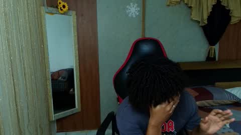 black_king_241 online show from March 2026 01:52:02 AM