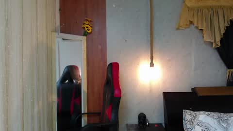 black_king_241 online show from April 2026 05:36:01 AM