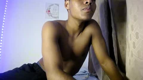 black_men9 online show from December 2025 03:44:02 AM