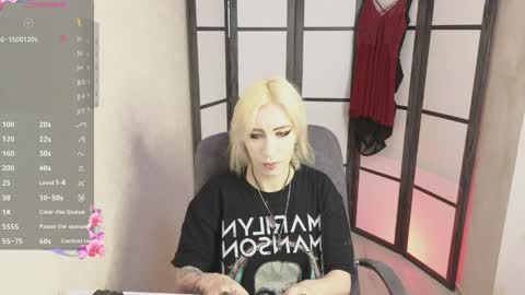 Snapshot of black_orchides chatting on May 2026 08:20:01 AM Emily online show from May 2026 08:20:01 AM