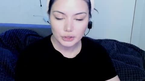 Snapshot of black_pant3r chatting on May 2026 01:24:02 AM Mon Mon online show from May 2026 01:24:02 AM